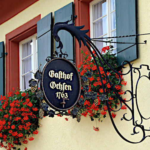 Traditionsreicher Gastronomiebetrieb: Der Gasthof Ochsen in Müllheim-Feldberg  (© Dirk Dölker)